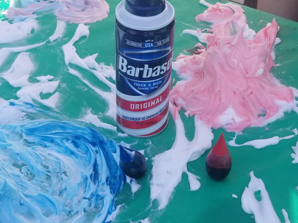 Outdoor Kids Craft Ideas- Shaving Cream Art